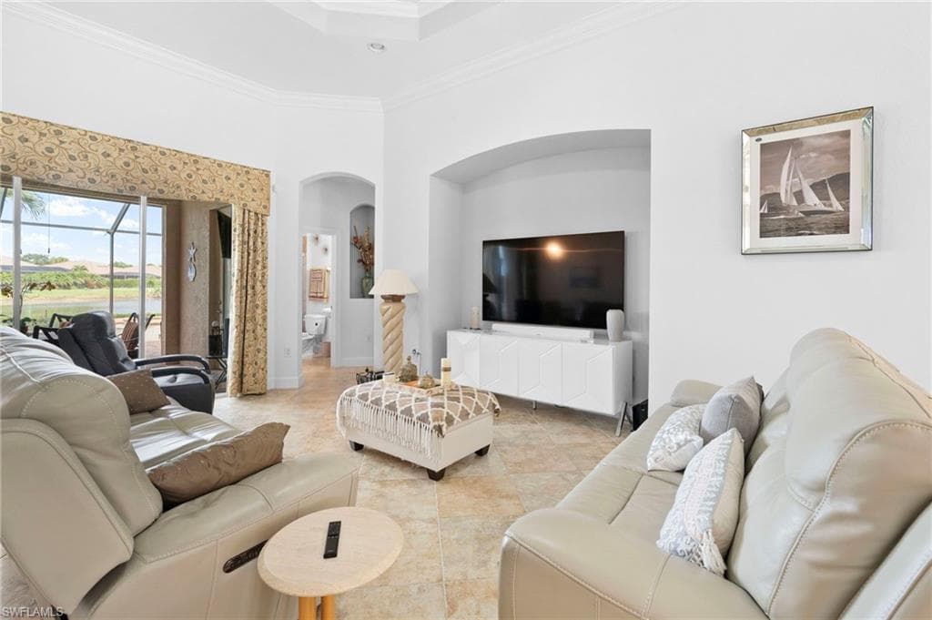 8095 Piedmont DR, NAPLES FL 34104-12