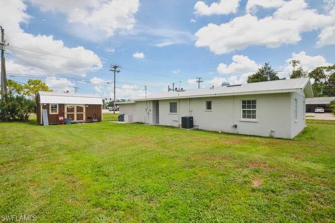 1637 Piney RD, NORTH FORT MYERS FL 33903-33
