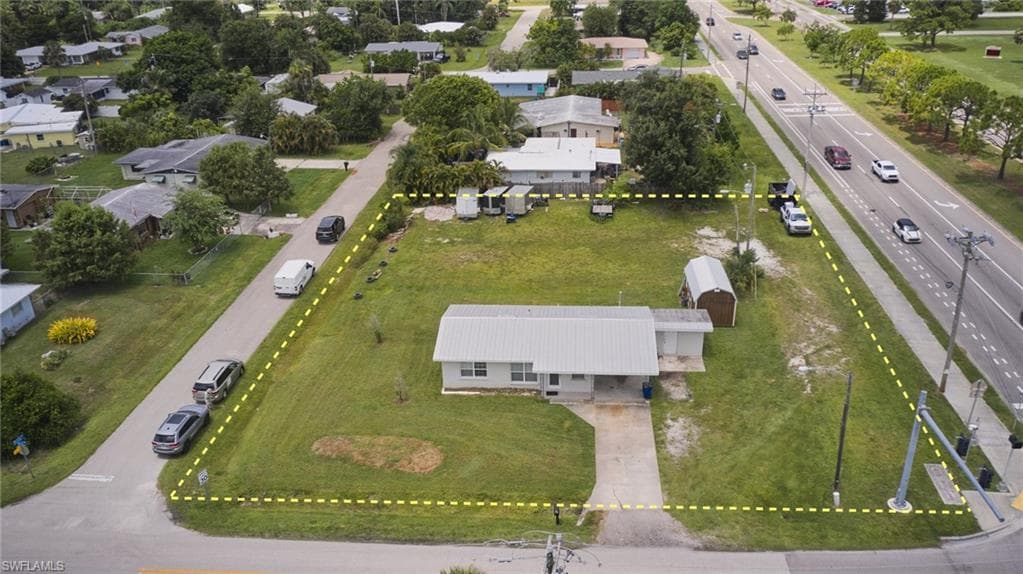 1637 Piney RD, NORTH FORT MYERS FL 33903-40