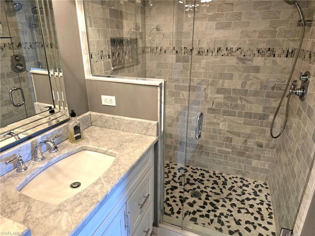 7436 Plumbago Bridge RD # N202, NAPLES FL 34109-8