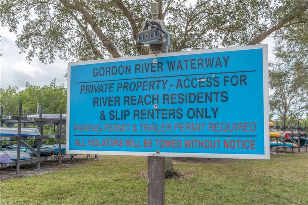 2667 River Reach DR, NAPLES FL 34104-41