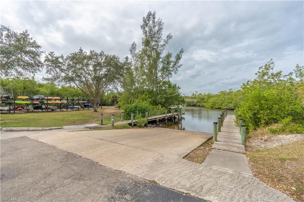 2667 River Reach DR, NAPLES FL 34104-42