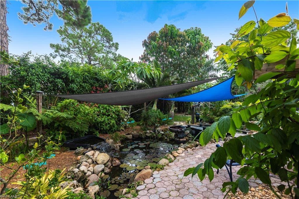 2667 River Reach DR, NAPLES FL 34104-32