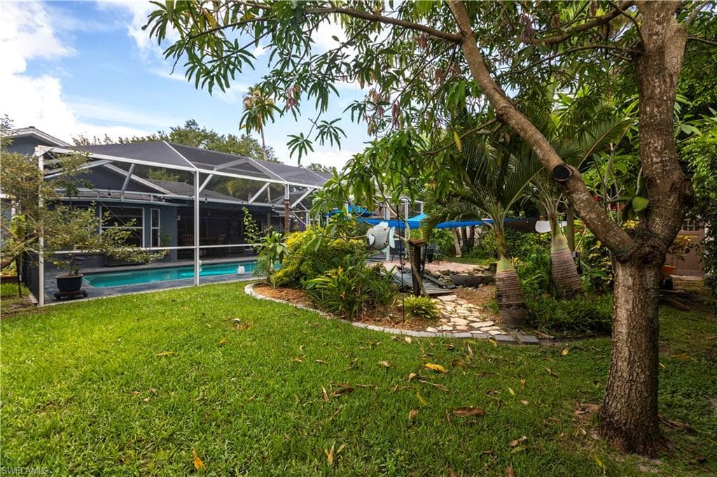 2667 River Reach DR, NAPLES FL 34104-34