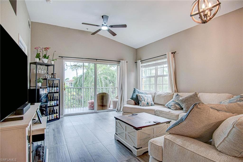 4450 Botanical Place CIR # 406, NAPLES FL 34112-5