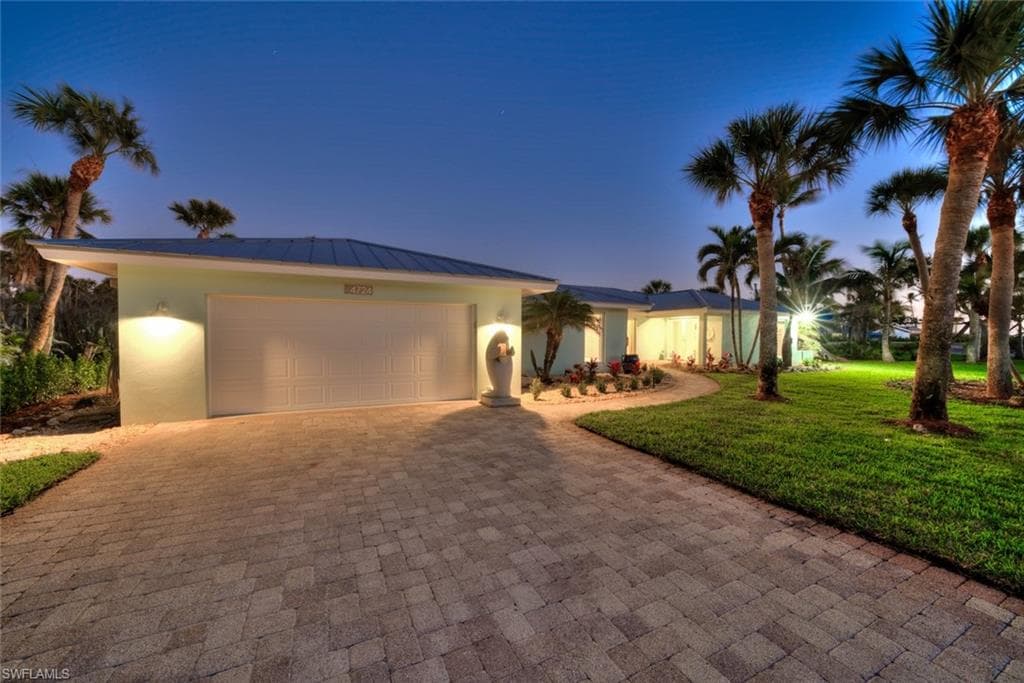 4724 Rue Belle Mer, SANIBEL FL 33957-1
