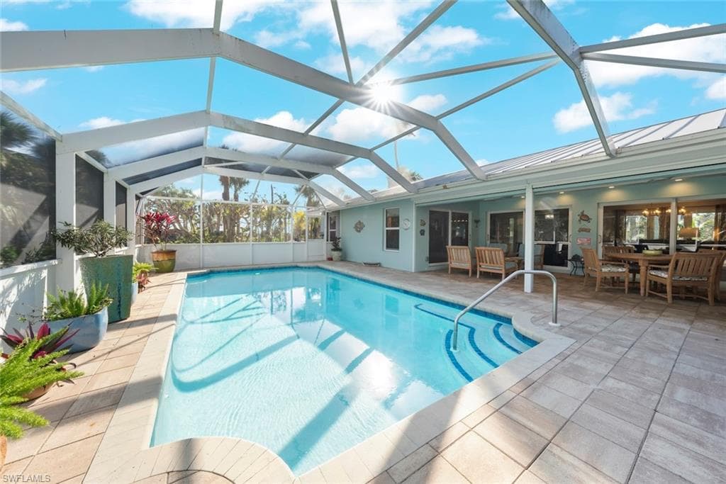 4724 Rue Belle Mer, SANIBEL FL 33957-35