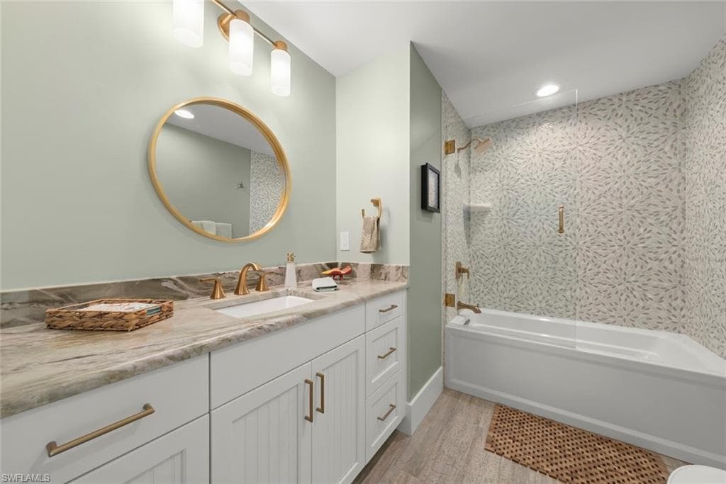 4724 Rue Belle Mer, SANIBEL FL 33957-30