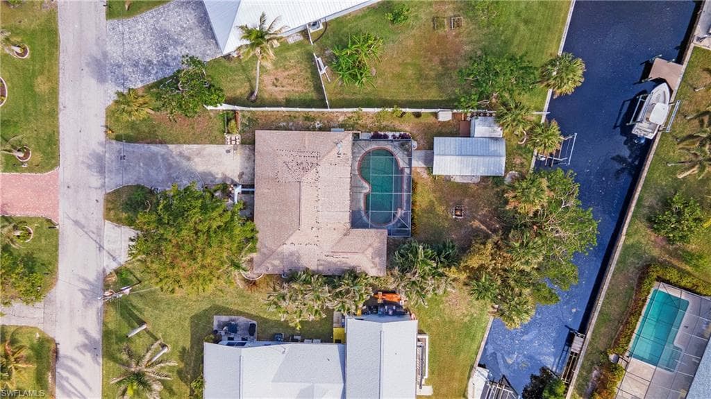 12747 Chatham DR, FORT MYERS FL 33908-22