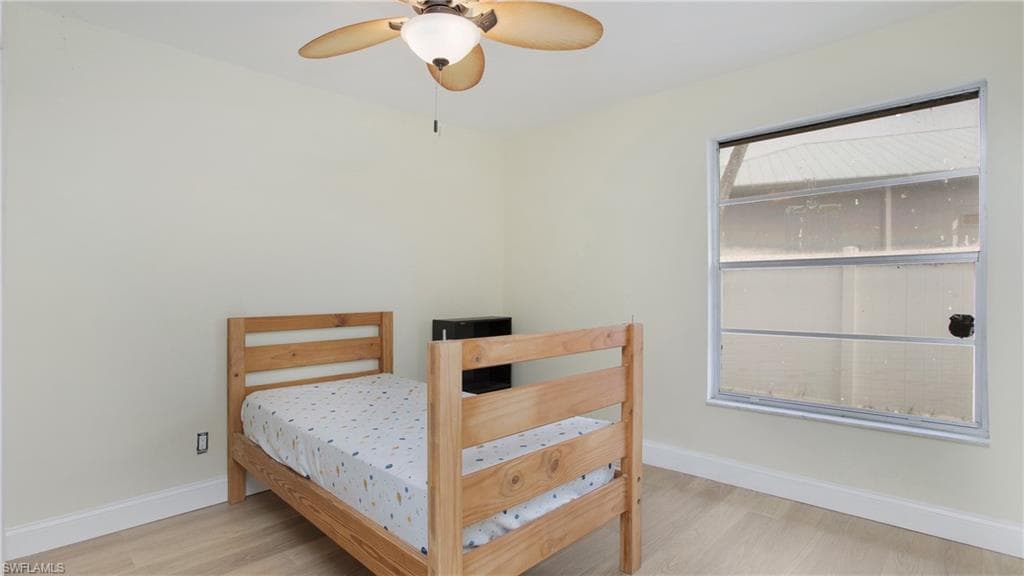 12747 Chatham DR, FORT MYERS FL 33908-15