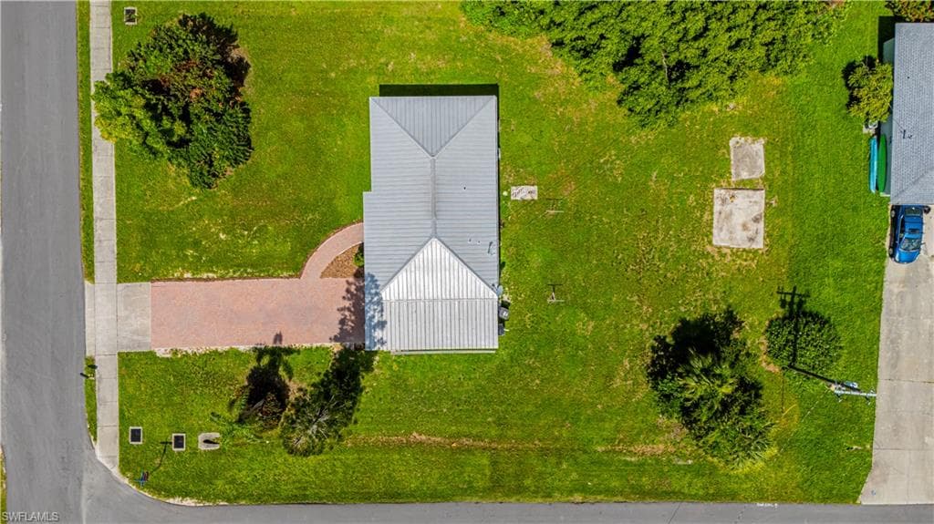 1101 Coolidge AVE, LEHIGH ACRES FL 33936-17