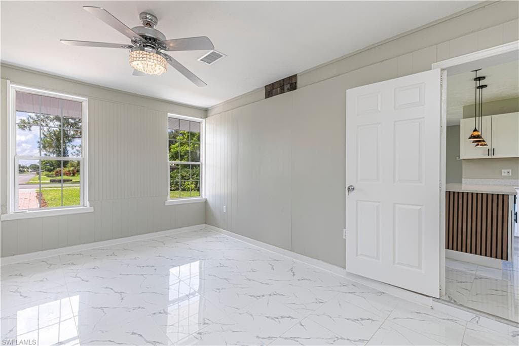 1101 Coolidge AVE, LEHIGH ACRES FL 33936-10