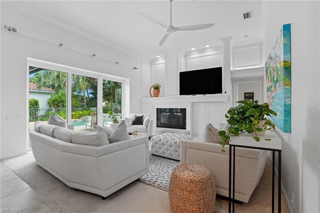 8192 Lowbank DR, NAPLES FL 34109-21