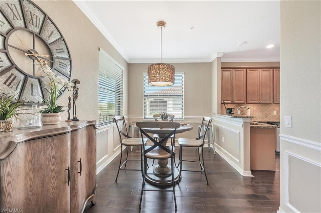 9485 Casoria CT 202-16