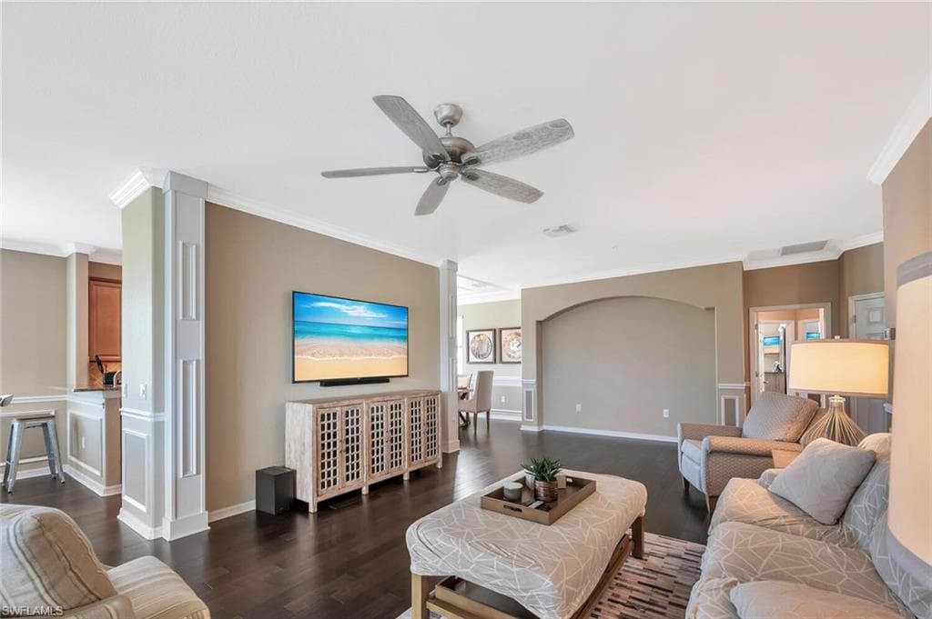 9485 Casoria CT 202-8