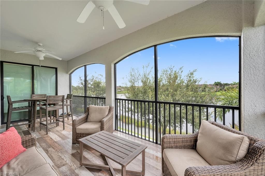 9485 Casoria CT 202-28