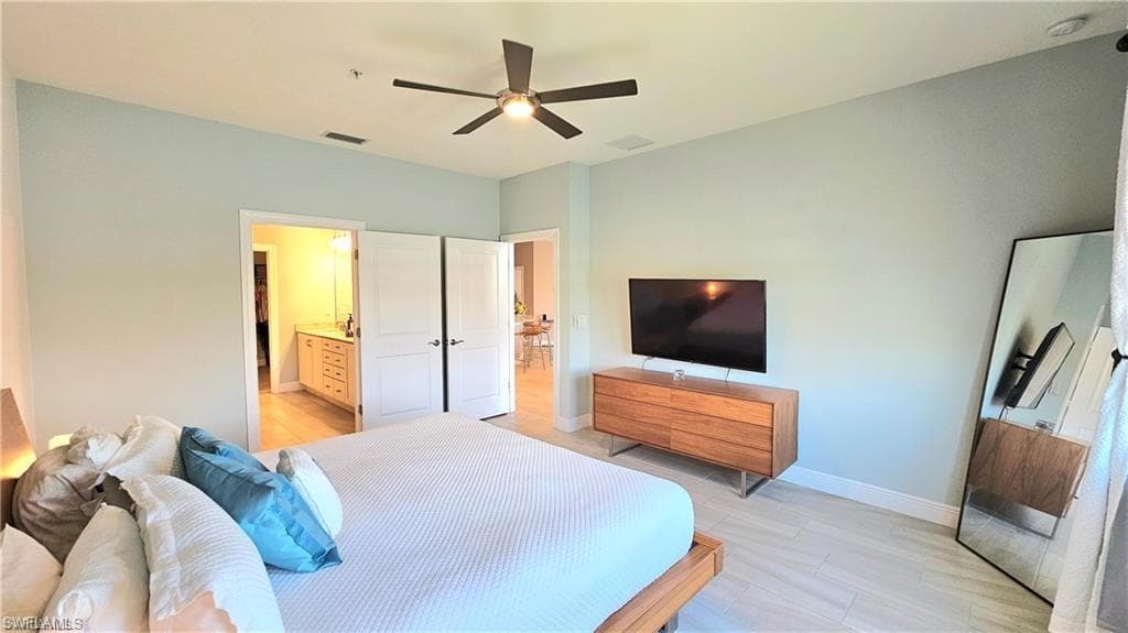 15145 Palmer Lake CIR # 201, NAPLES FL 34109-8