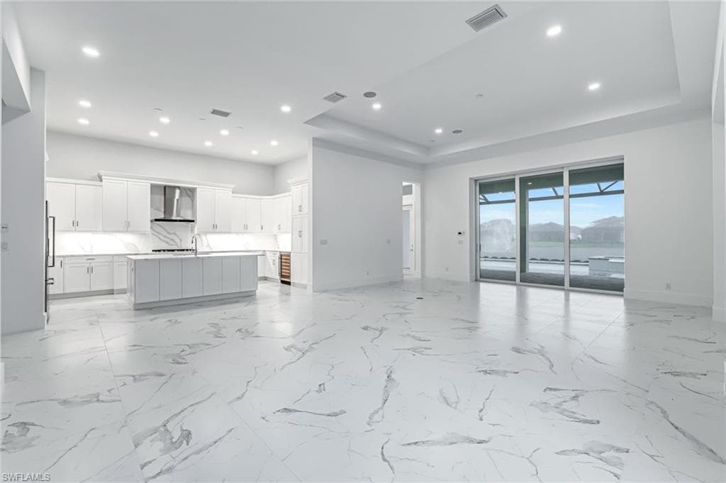 9659 Moonflower CT, NAPLES FL 34114-5