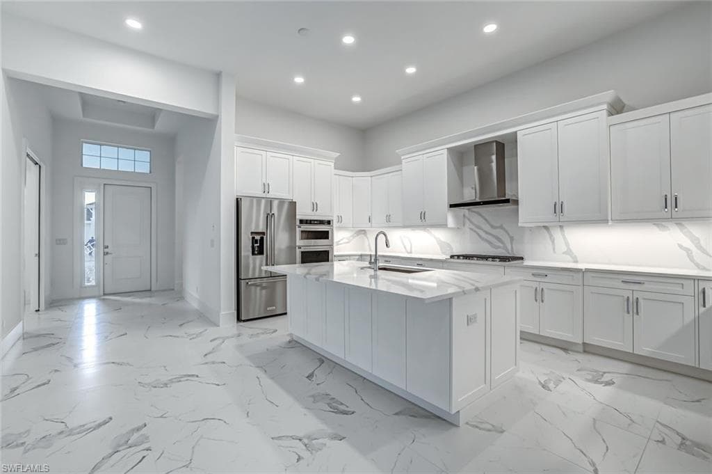 9659 Moonflower CT, NAPLES FL 34114-2