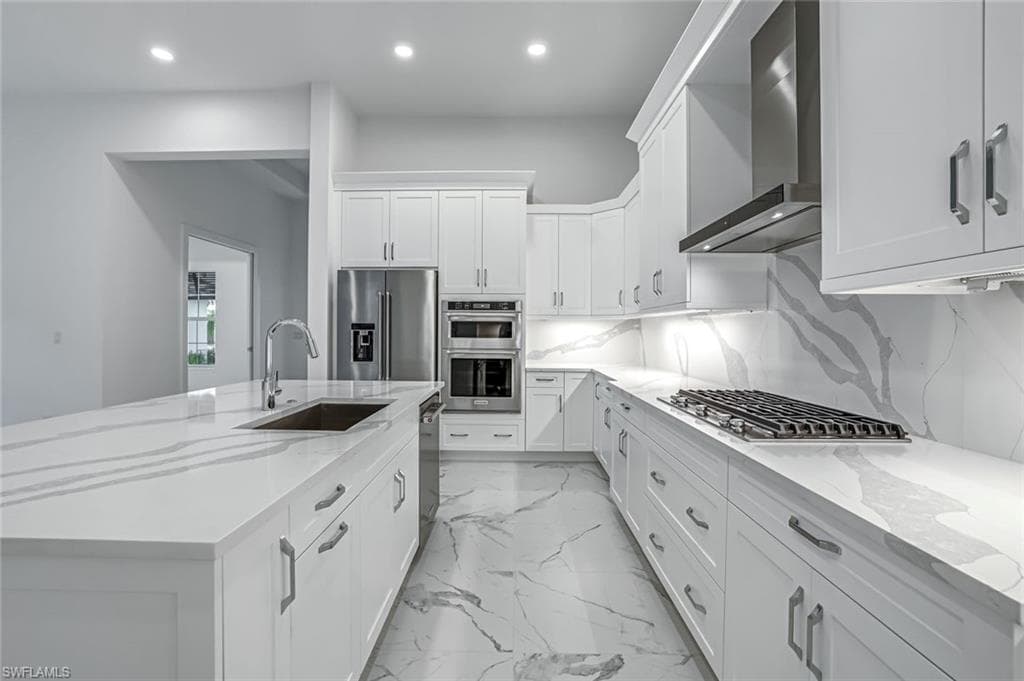 9659 Moonflower CT, NAPLES FL 34114-3