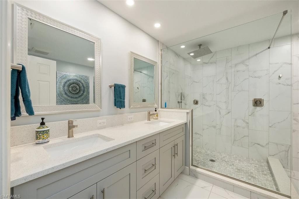 562 Cormorant CV, NAPLES FL 34113-20