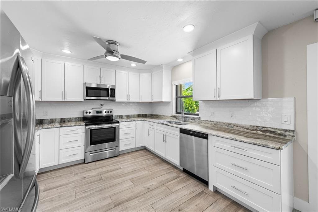 20561 Porthole CT, ESTERO FL 33928-9