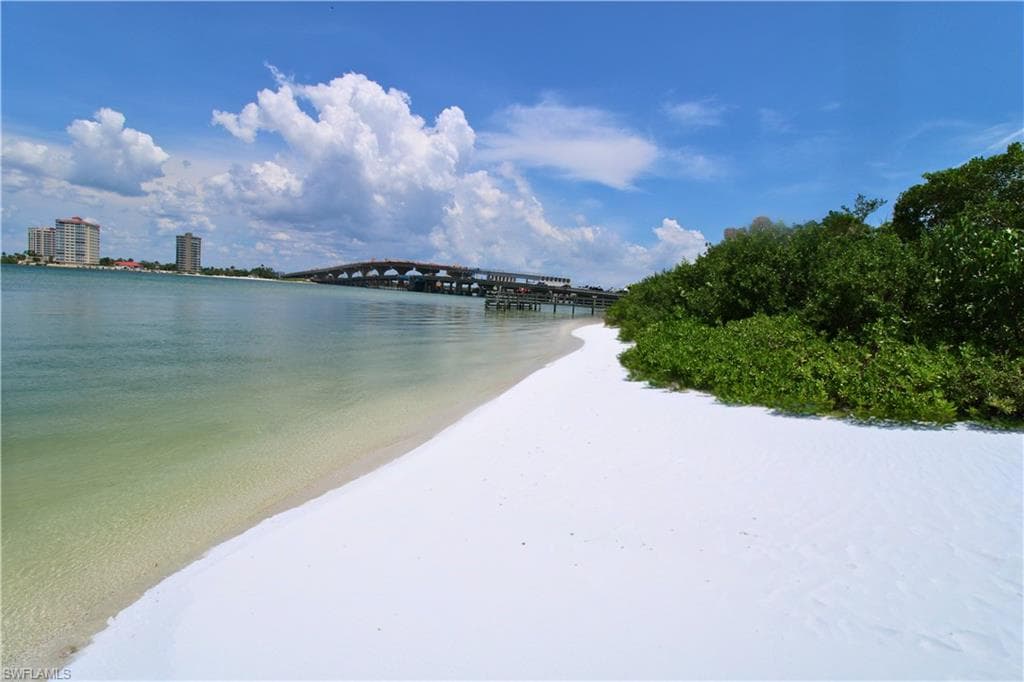 8401 Estero BLVD # 304, FORT MYERS BEACH FL 33931-22