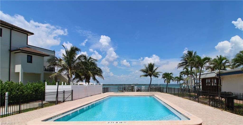 8401 Estero BLVD # 304, FORT MYERS BEACH FL 33931-20