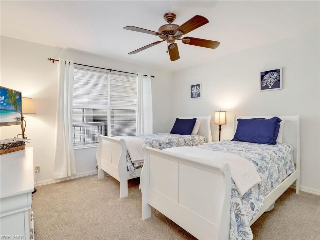 360 Horse Creek DR # 305, NAPLES FL 34110-24