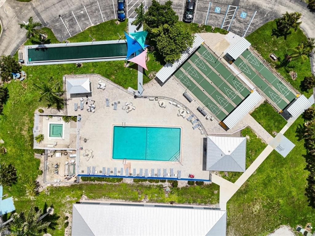 5773 Pink Panther DR, FORT MYERS FL 33908-15