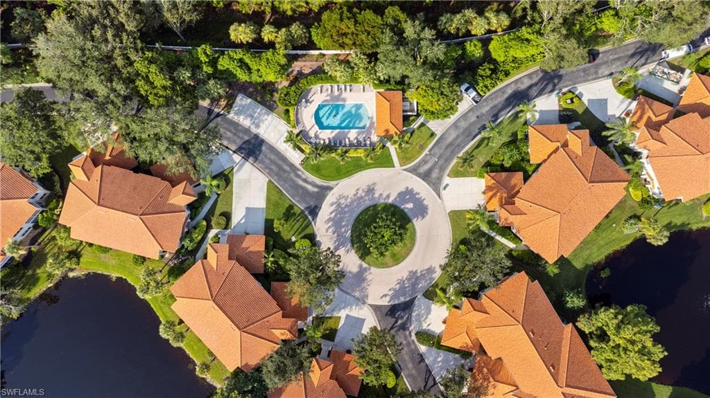 1265 Egrets LNDG # 201, NAPLES FL 34108-24