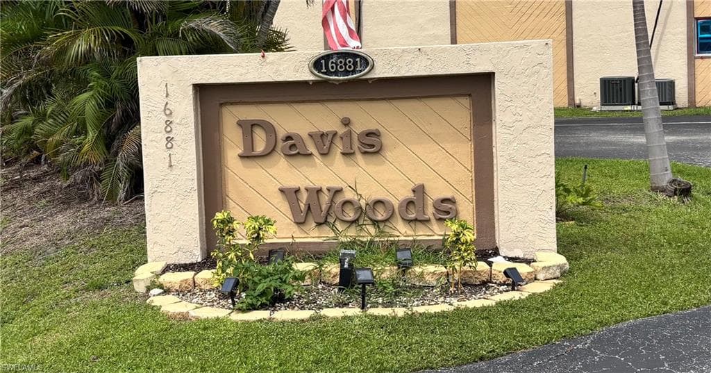 16881 Davis RD # 615, FORT MYERS FL 33908-15