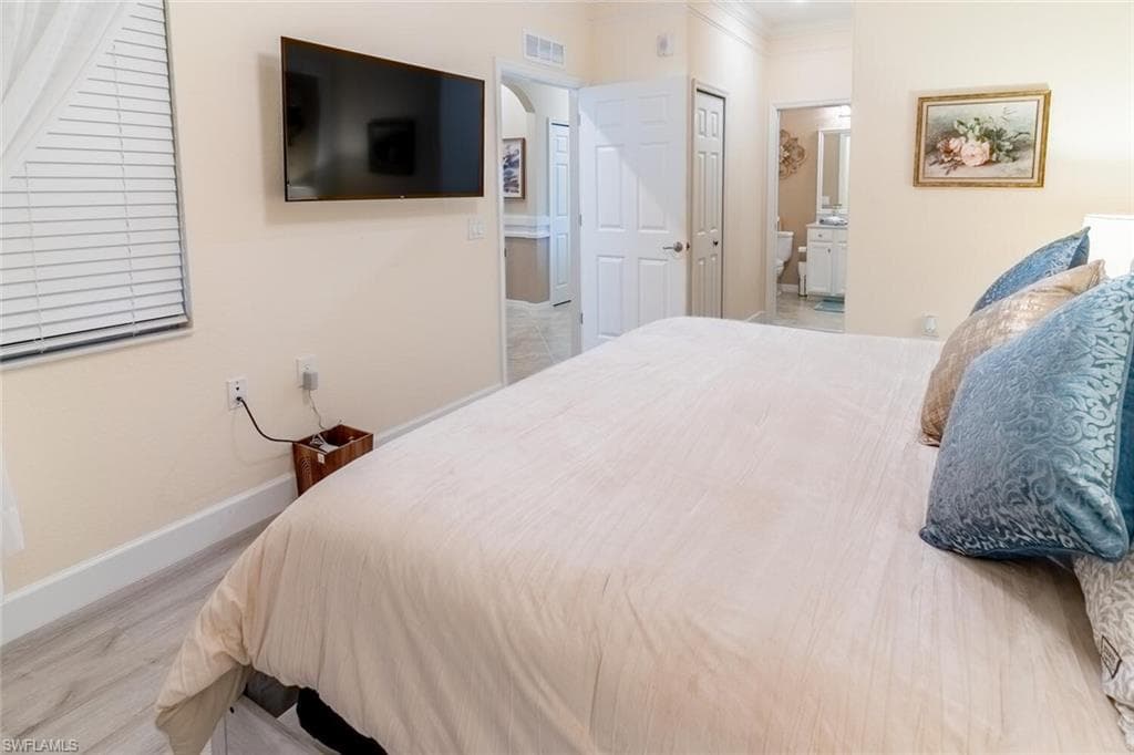 9596 Trevi CT # 5446, NAPLES FL 34113-14