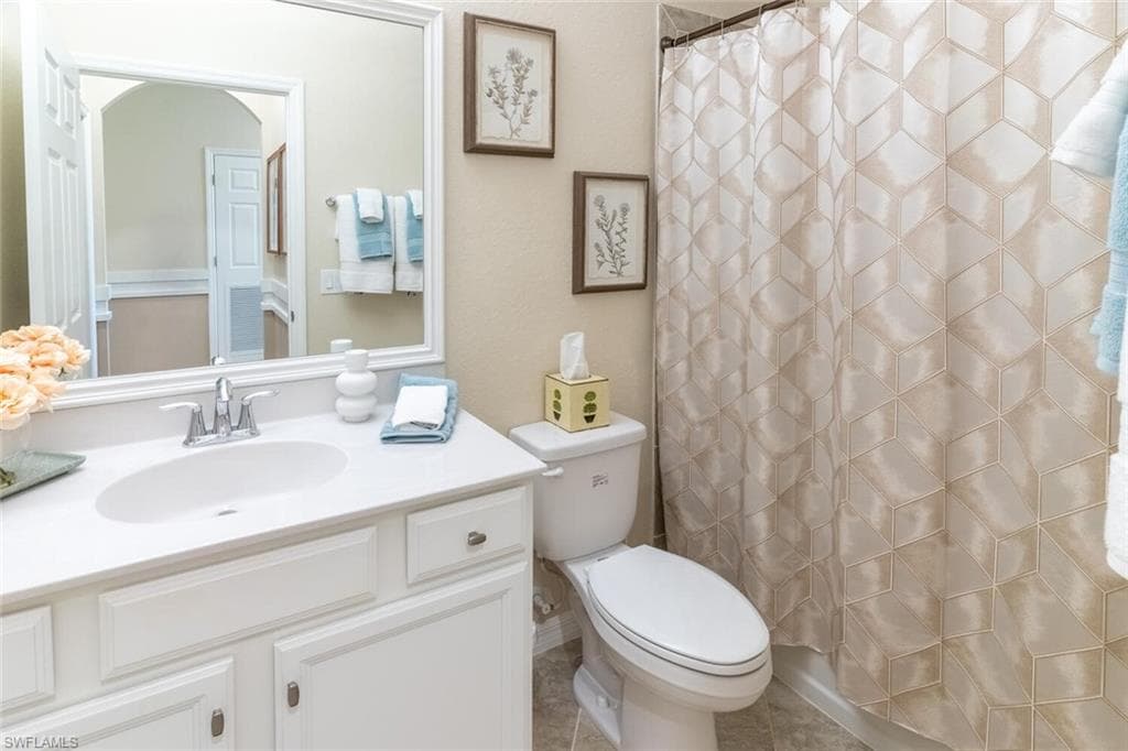 9596 Trevi CT # 5446, NAPLES FL 34113-20