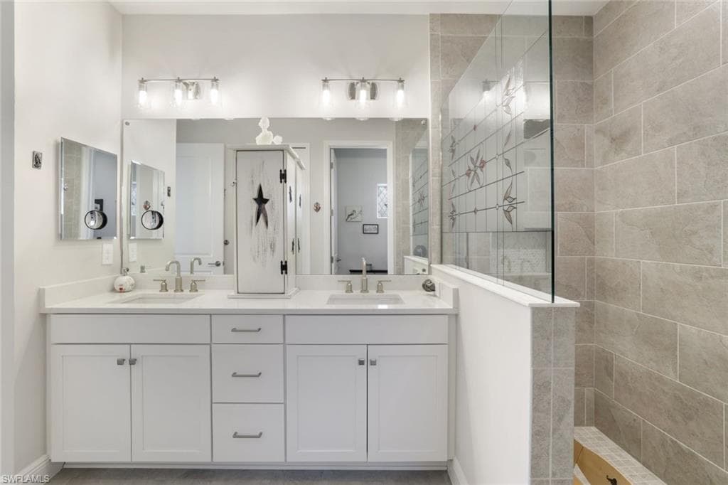 4691 Centaurus CIR, NAPLES FL 34120-8