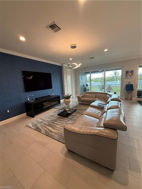 2543 Seychelles DR # 607, NAPLES FL 34112-4