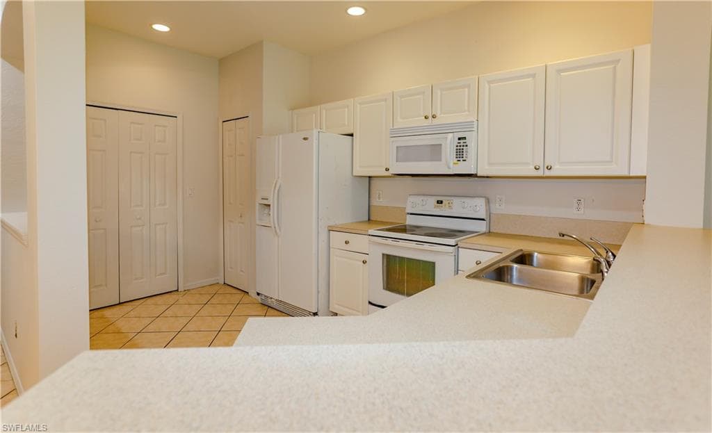 4213 Liron AVE # 204, FORT MYERS FL 33916-6