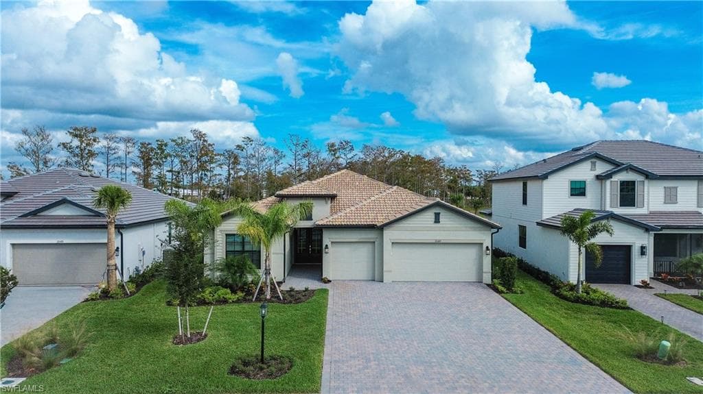 20489 Verawood LOOP, ESTERO FL 33928-38