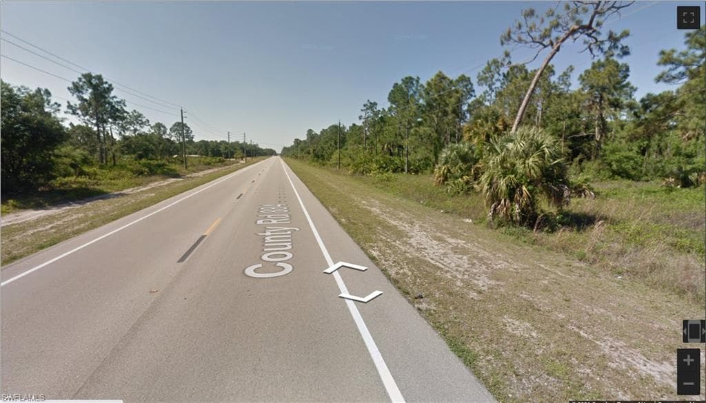 2353 Joel BLVD, ALVA FL 33920-1