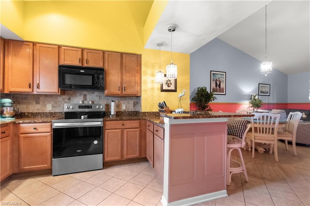 10046 Via Colomba CIR # 203, FORT MYERS FL 33966-12