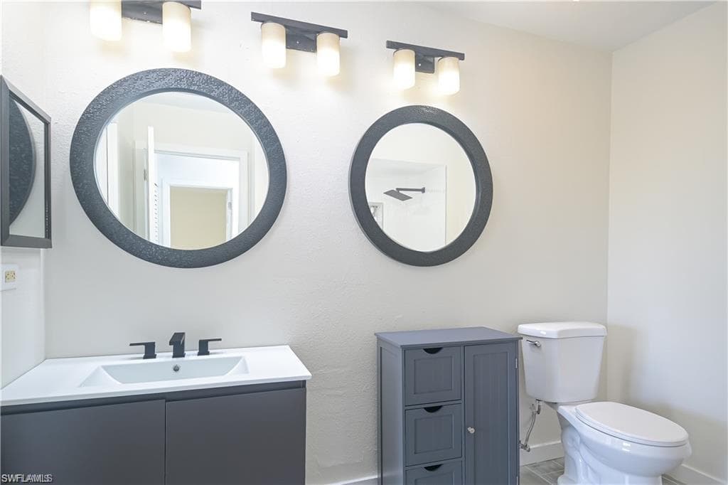 711 SE 12th AVE # 136, CAPE CORAL FL 33990-8