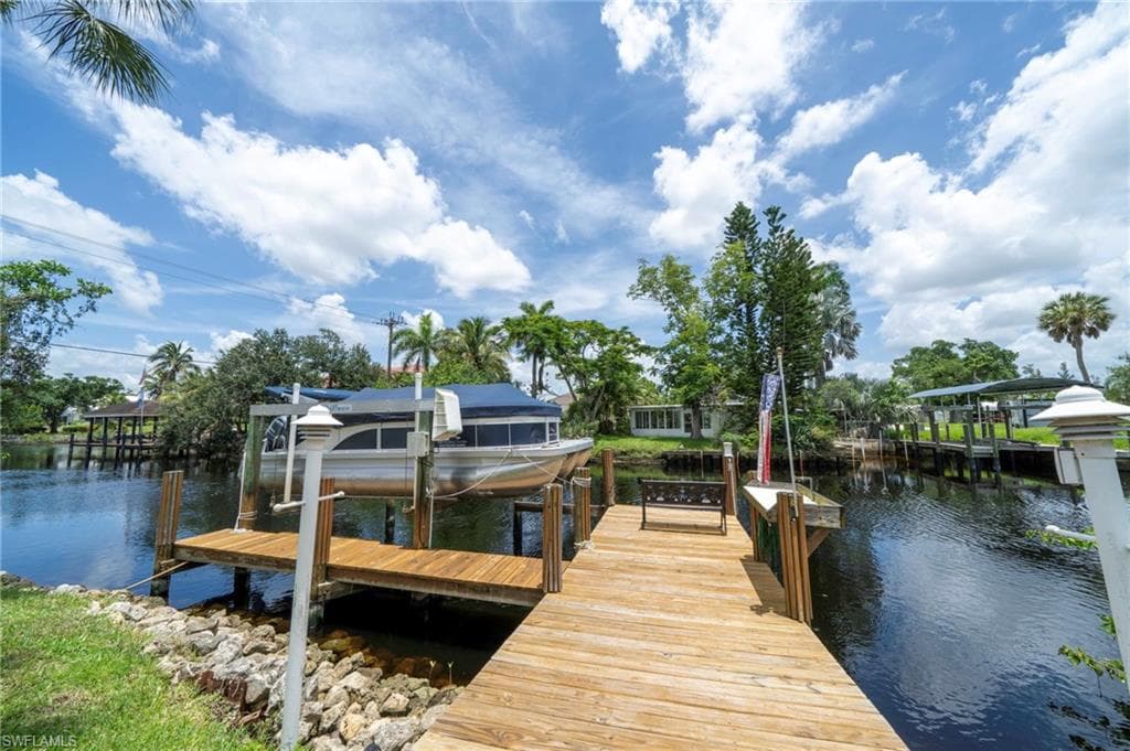 6075 Island Park CT, FORT MYERS FL 33908-23