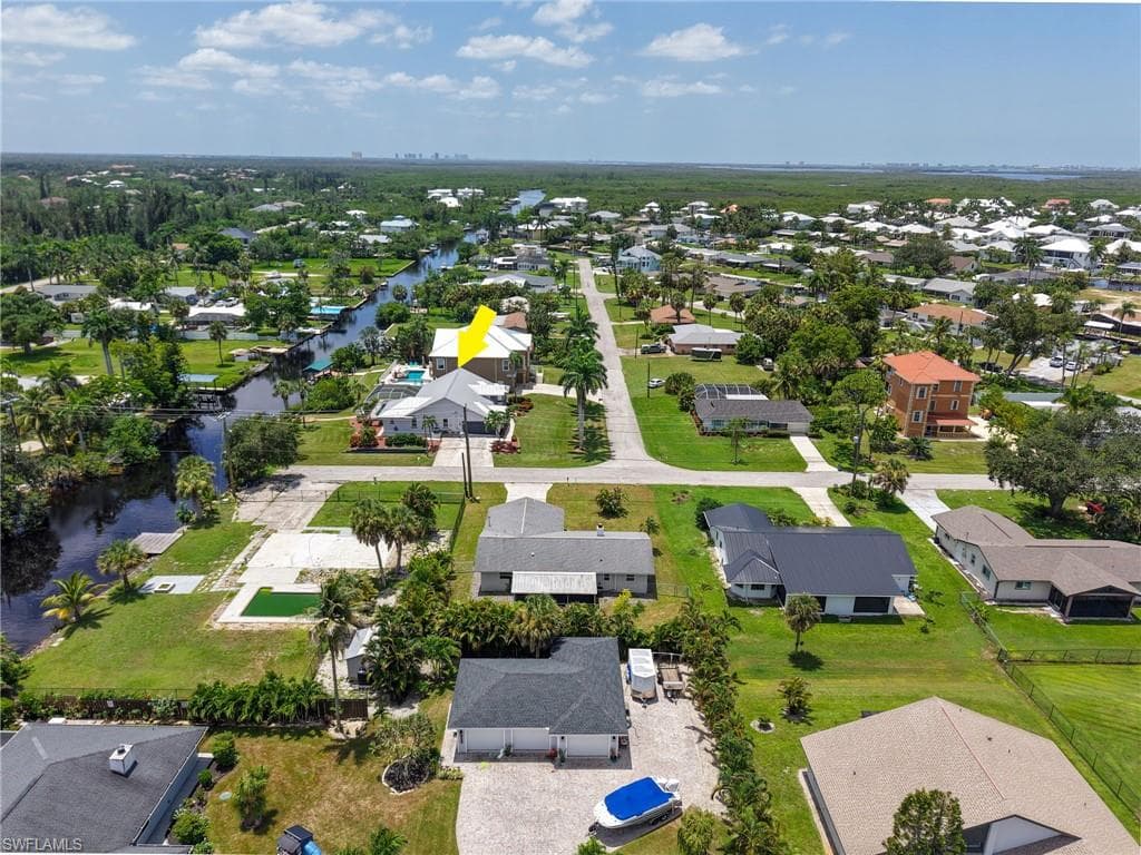 6075 Island Park CT, FORT MYERS FL 33908-33