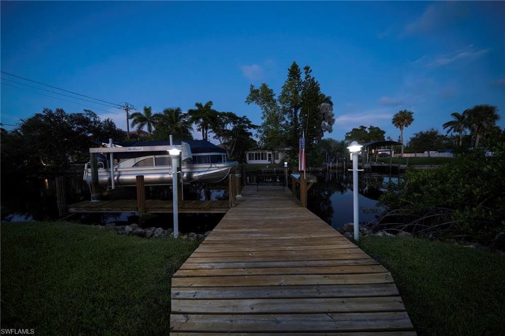 6075 Island Park CT, FORT MYERS FL 33908-28