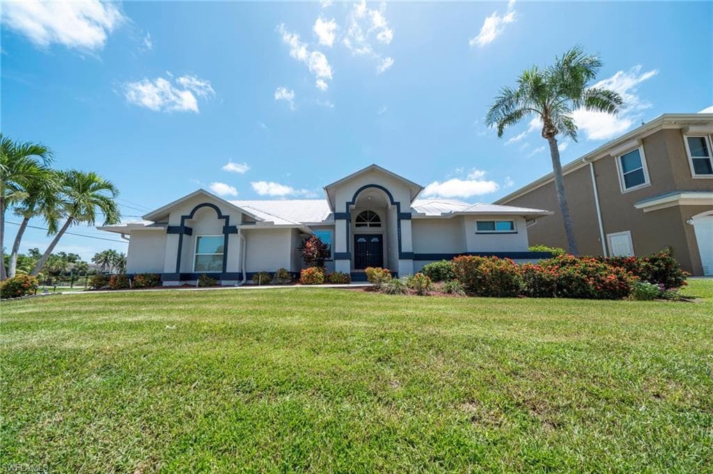 6075 Island Park CT, FORT MYERS FL 33908-3