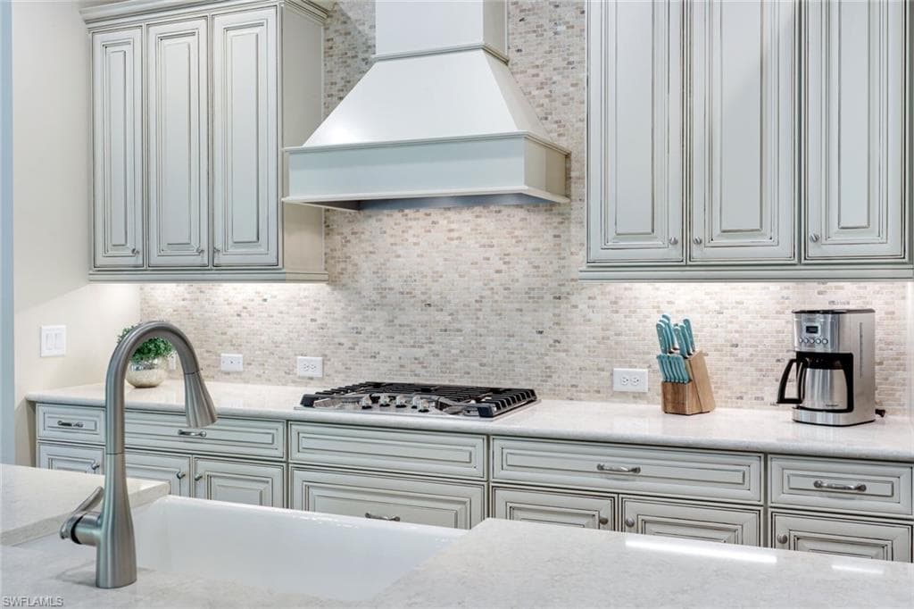 8360 Preserve Point DR, FORT MYERS FL 33912-5