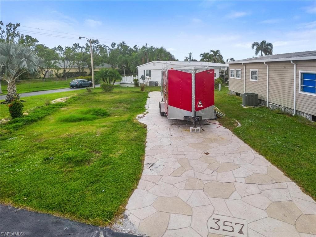 357 Mattie AVE, FORT MYERS FL 33908-3
