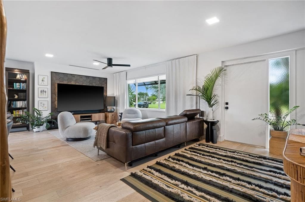 304 Nason LN, NAPLES FL 34112-12