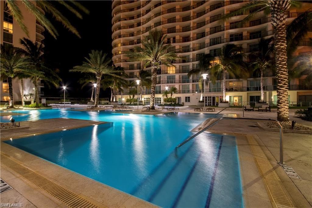 3000 Oasis Grand BLVD # 3005, FORT MYERS FL 33916-12