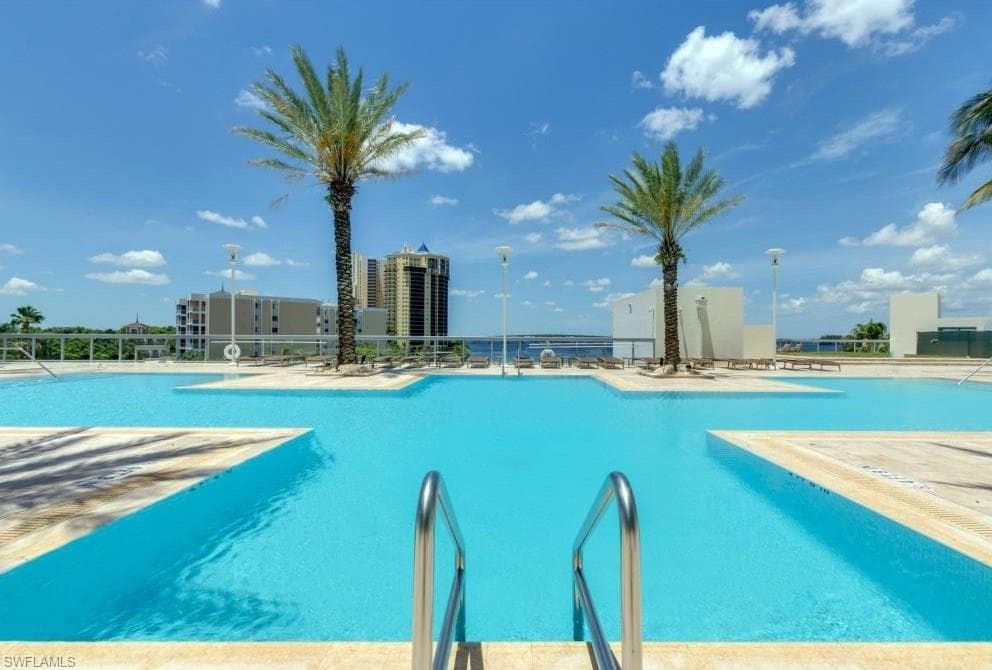 3000 Oasis Grand BLVD # 3005, FORT MYERS FL 33916-18